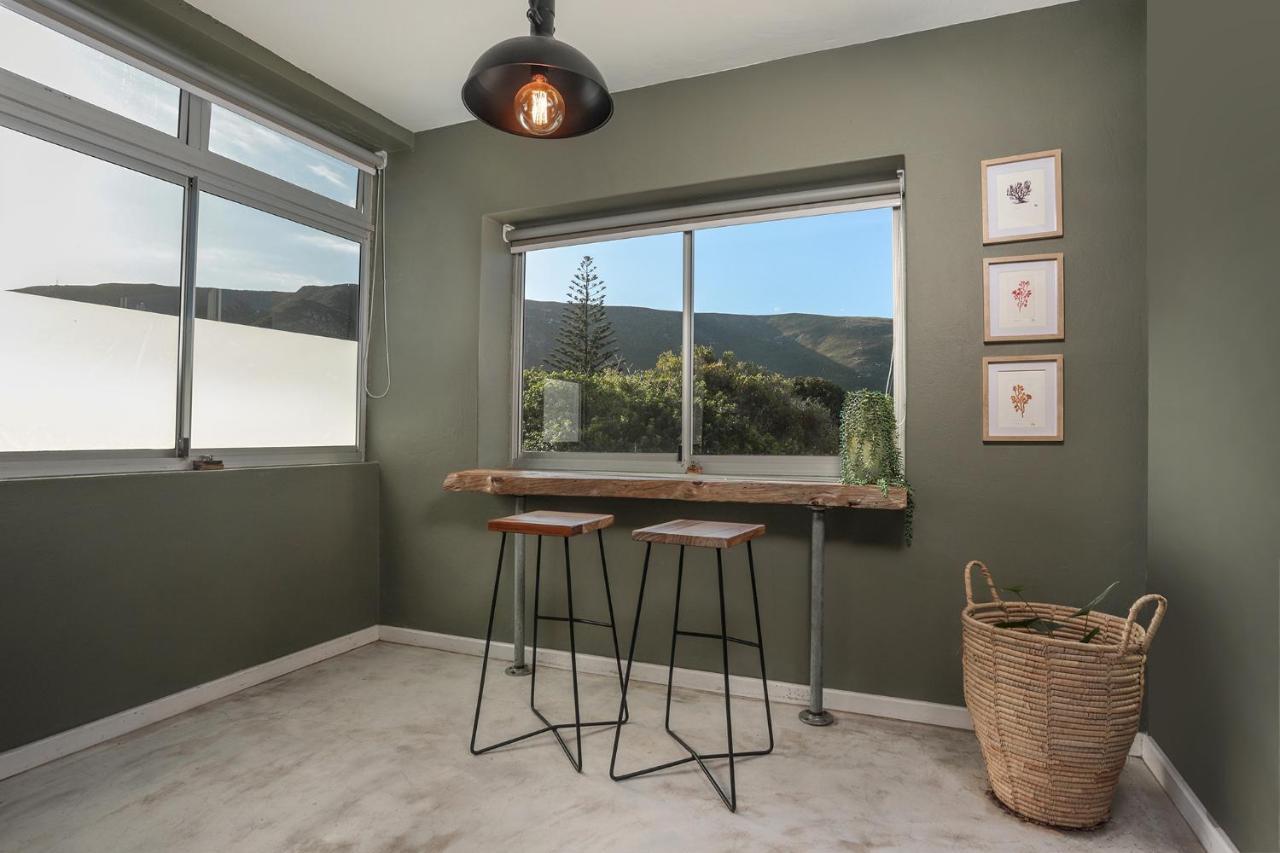 Appartamento Oak On Main Hermanus Esterno foto